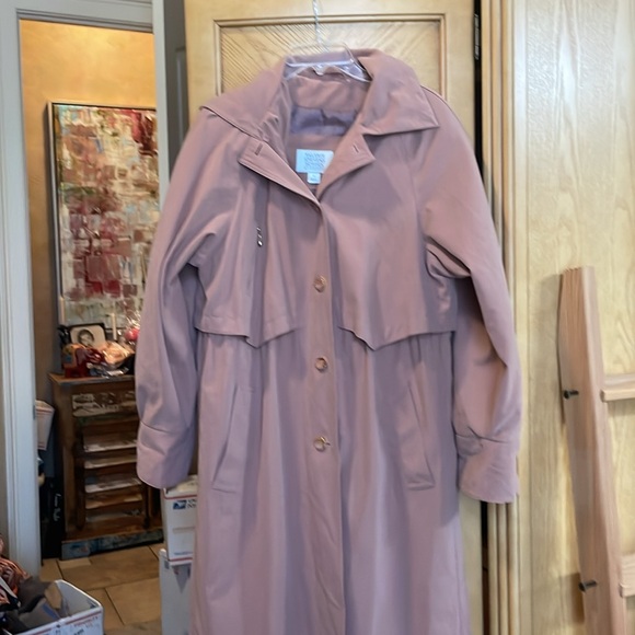 Vintage Valerie Steven’s petite mauve trench coat size 6P - Picture 2 of 7